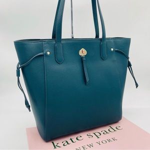 BNWT !! Kate Spade Marti Tote in the Color Peacock!